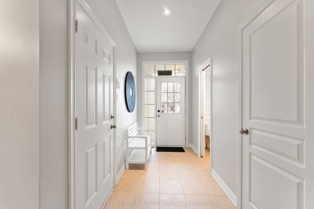 Photo of 246 Tandalee Crescent, Kanata, ON K2M 0A1 (MLS # X12816142)