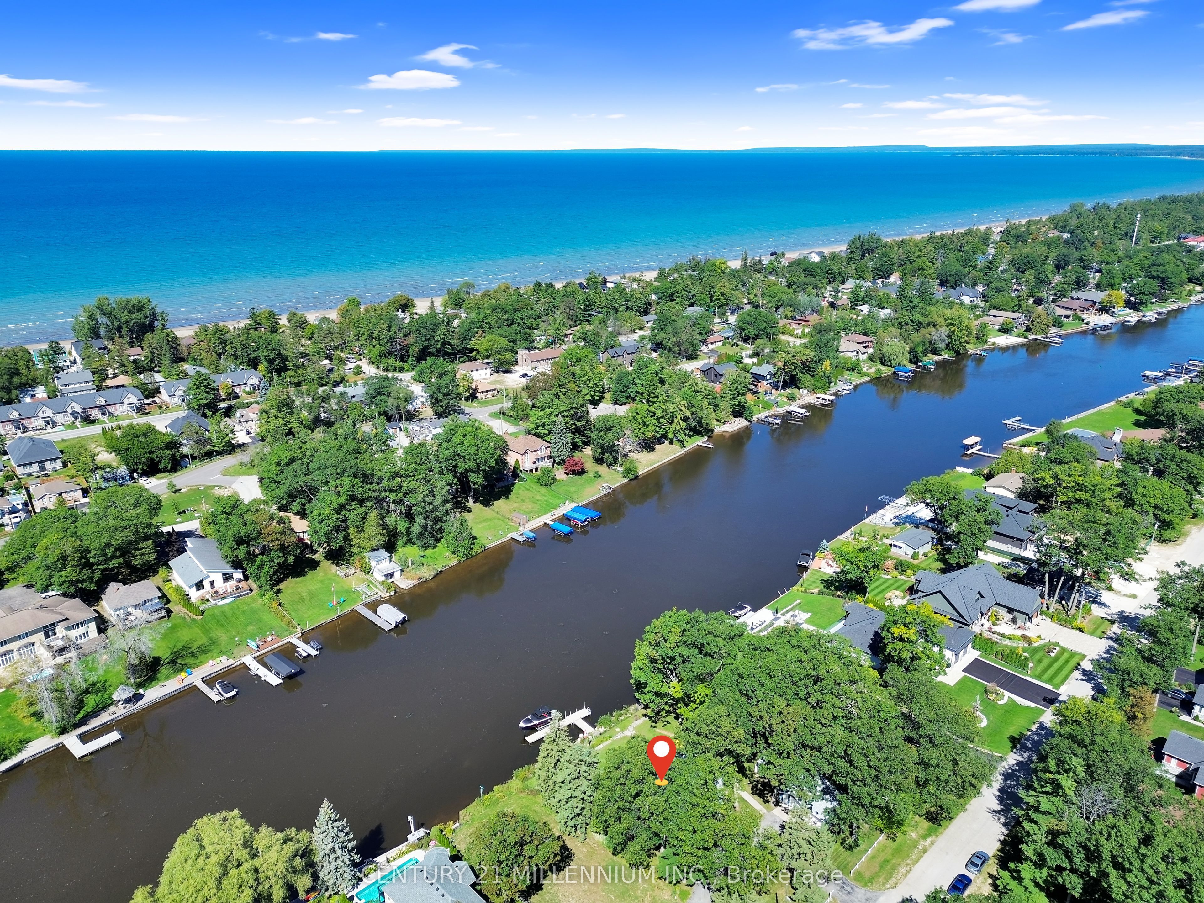 68 Edgewater Road