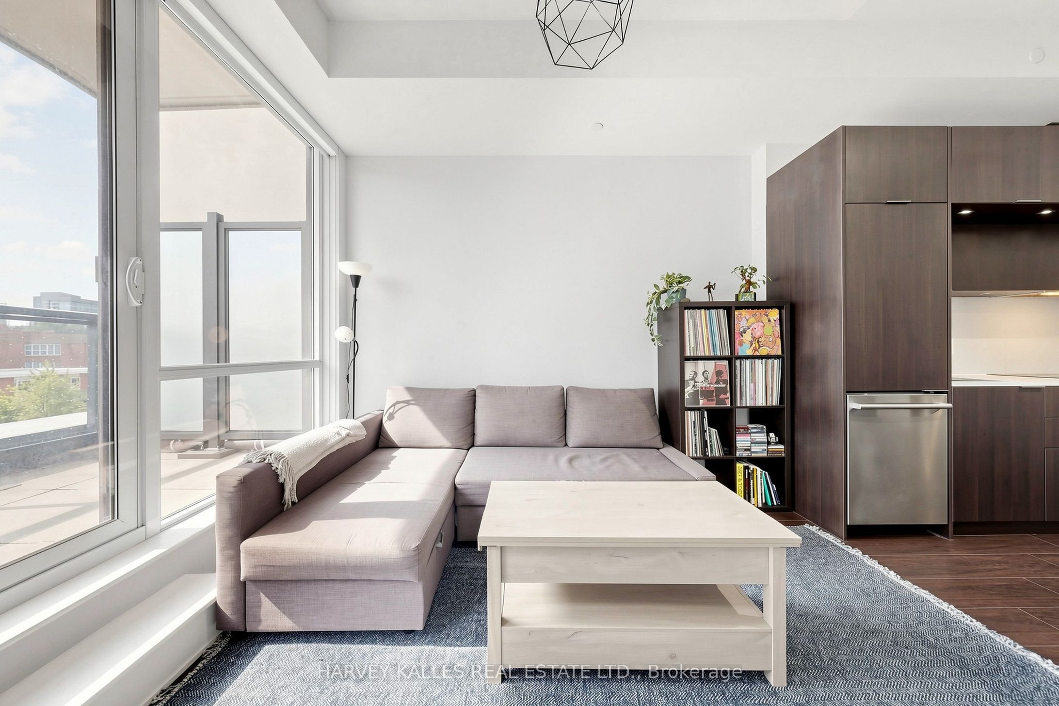 55 Regent Park Boulevard 419