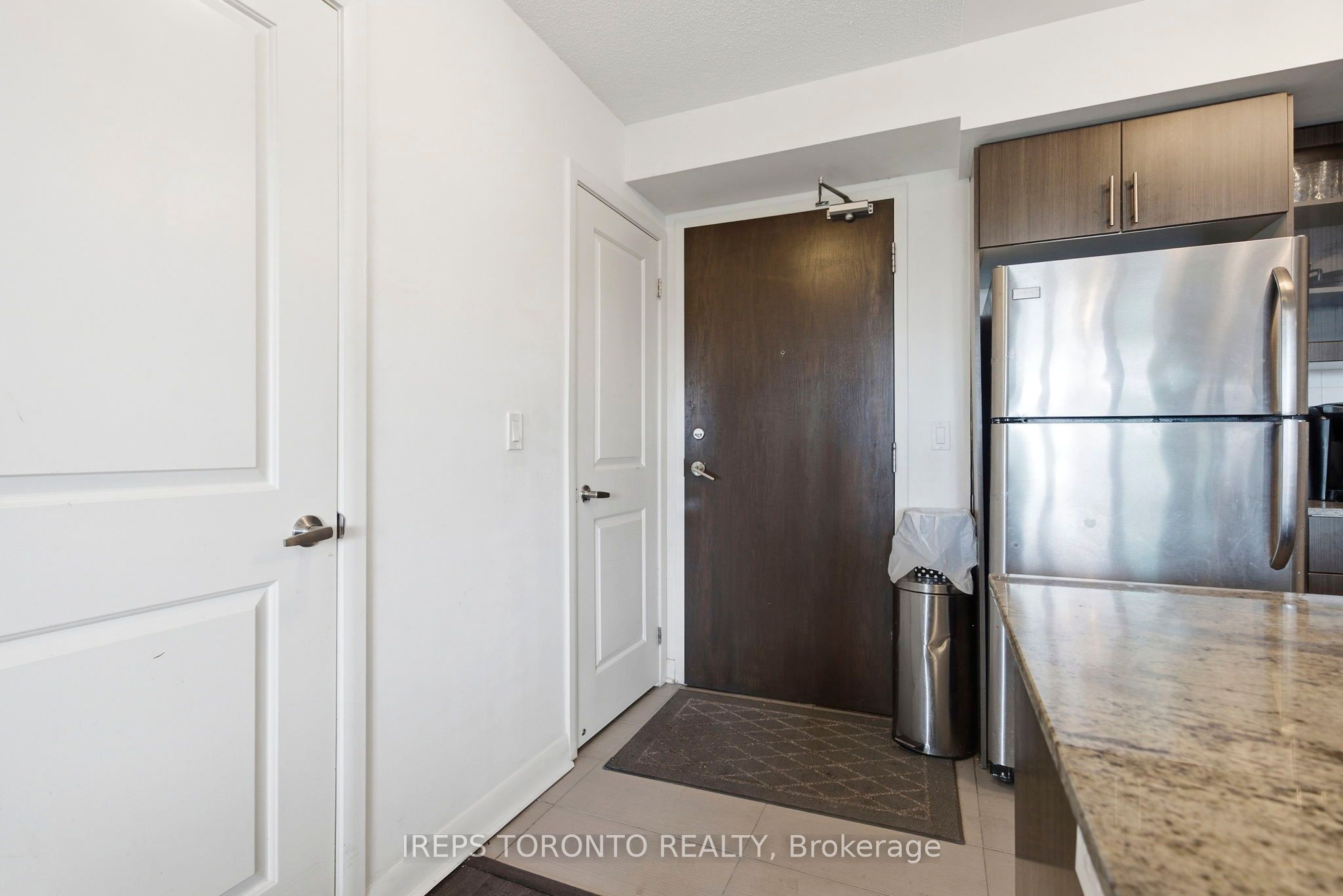 75 Norman Bethune Avenue 209