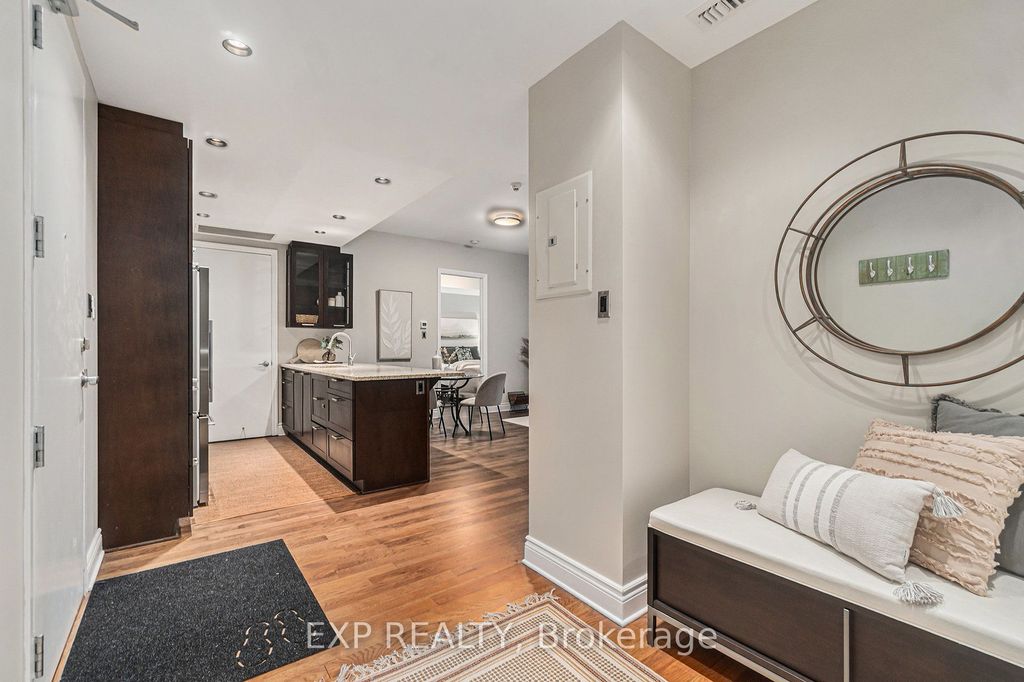 Photo of 327 Breezehill Avenue S #403, Dows Lake - Civic Hospital and Area, ON K1Y 1R6 (MLS # X13080678)