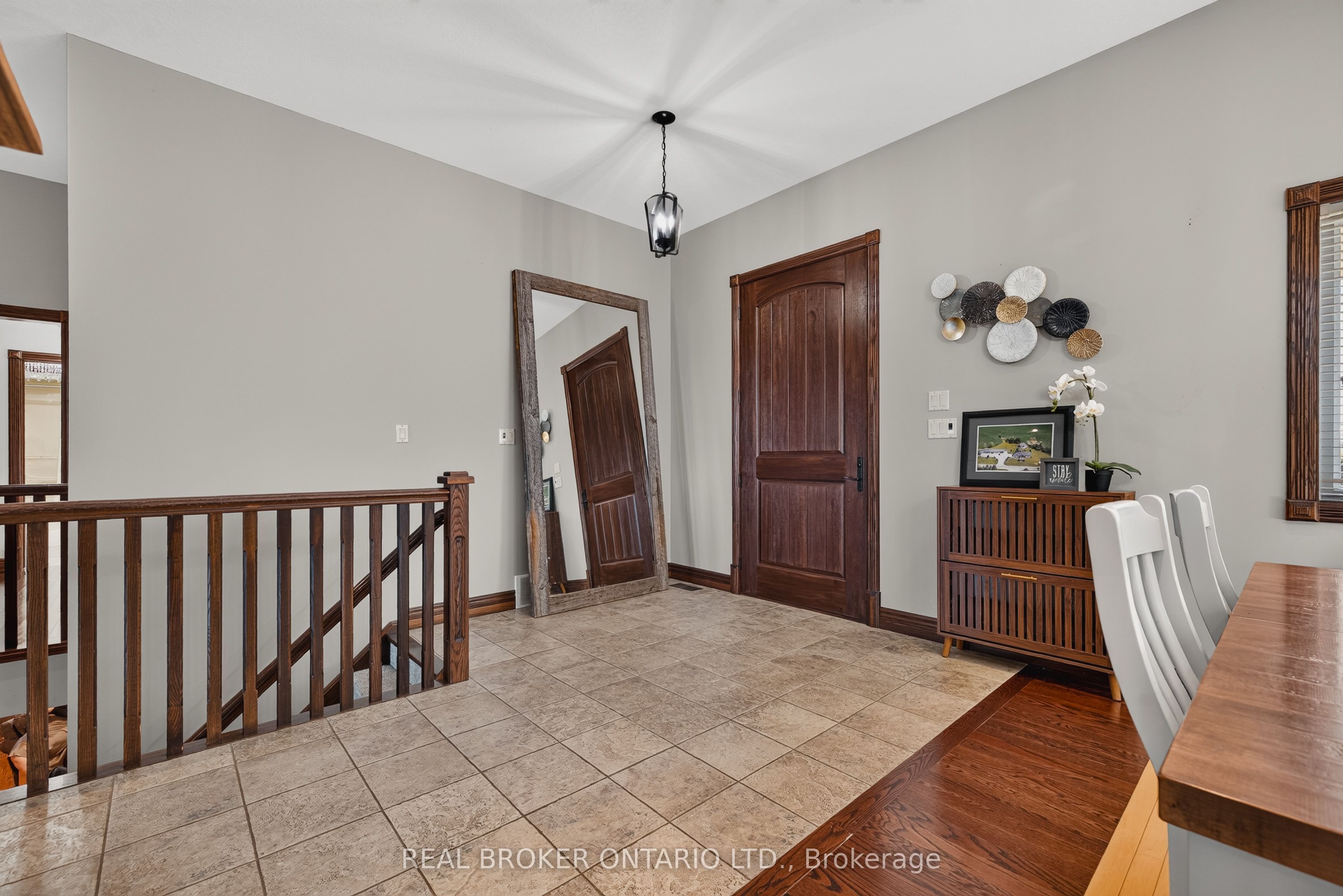 9161 Wellington Road 5 N/A