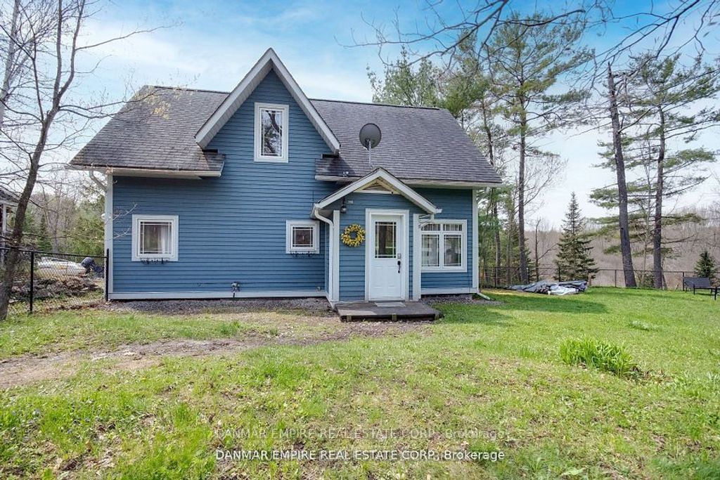 Photo of 2827 MUSKOKA RD 118 N/A W, Muskoka Lakes, ON P0B 1J0 (MLS # X12781878)