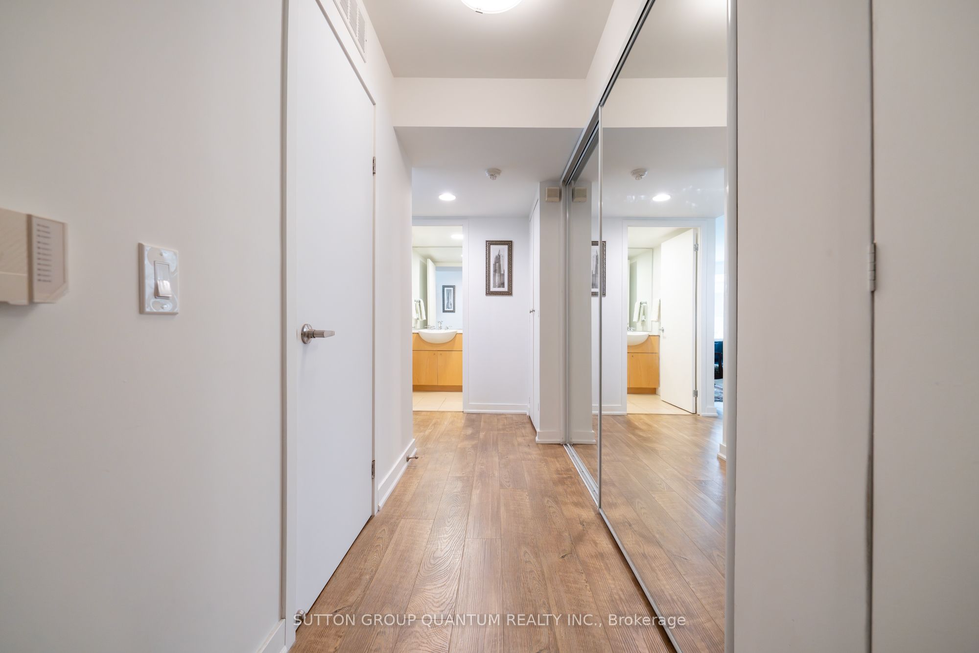 373 Front Street W 311