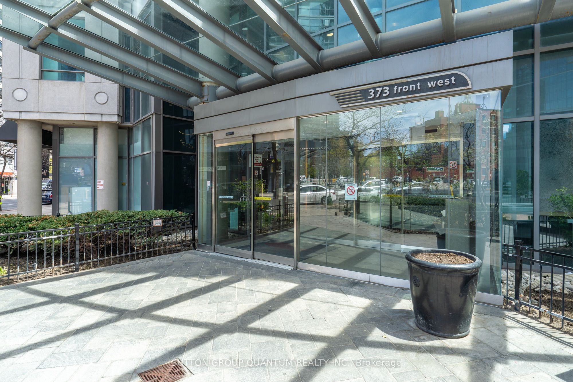373 Front Street W 311