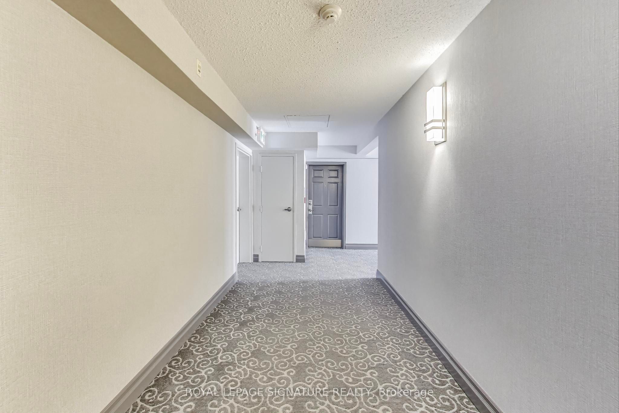 1460 Bishops Gate 411