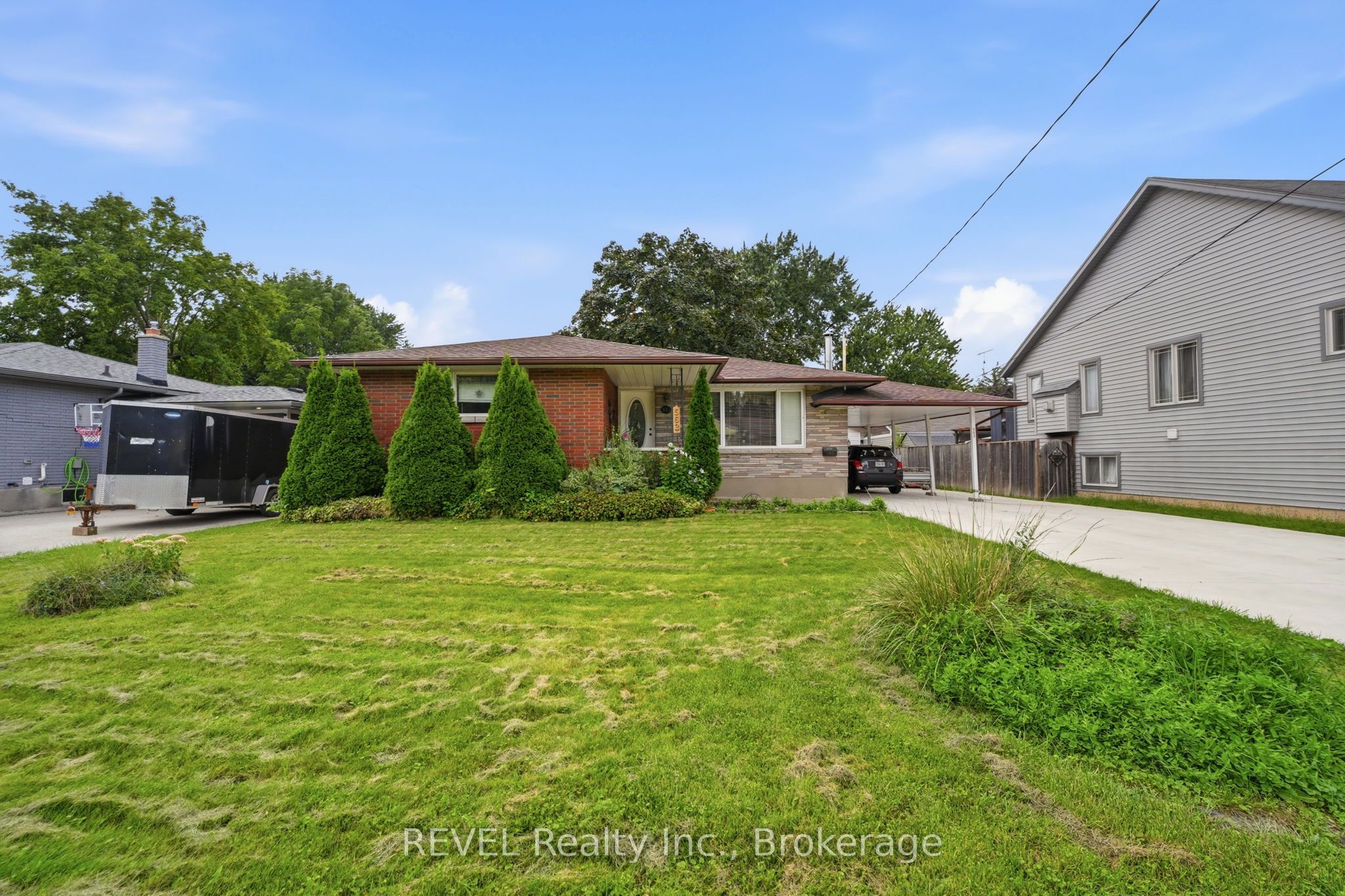 563 Bunting Road