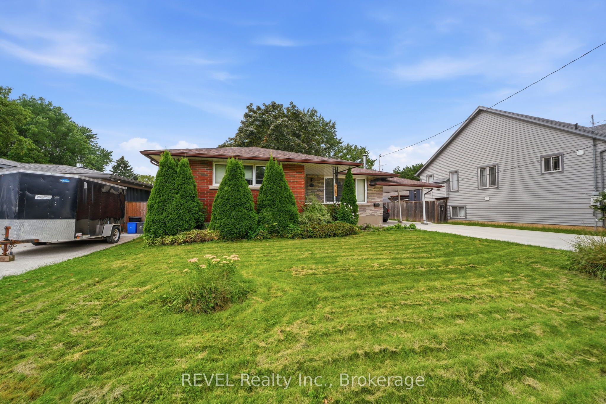 563 Bunting Road