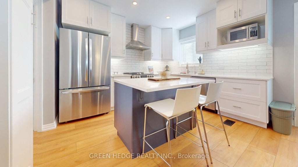 Photo of 66 Cliff Street, Toronto, ON M6N 4M1 (MLS # W13698756)