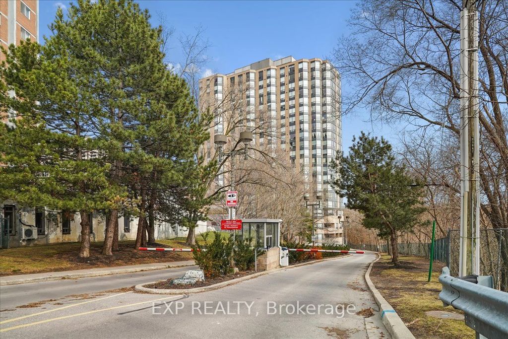 Photo of 3 Hickory Tree Road #802, Toronto, ON M9N 3W5 (MLS # W12923032)