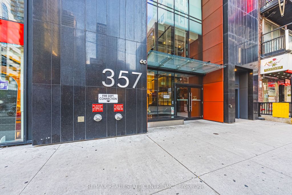 Photo of 357 King Street W #3307, Toronto, ON M5V 0S7 (MLS # C12394343)