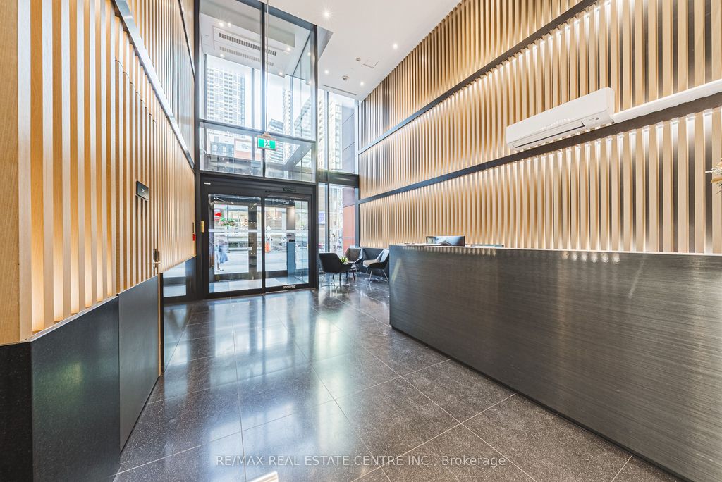 Photo of 357 King Street W #3307, Toronto, ON M5V 0S7 (MLS # C12394343)