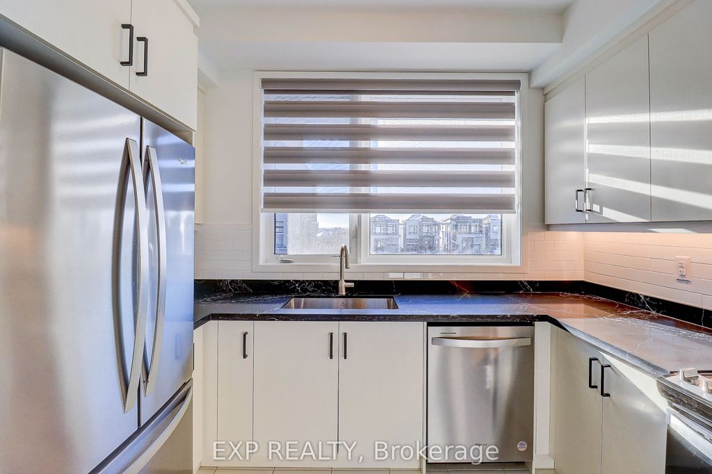 Photo of 756 Heathrow Path, Oshawa, ON L1K 3G4 (MLS # E12603326)