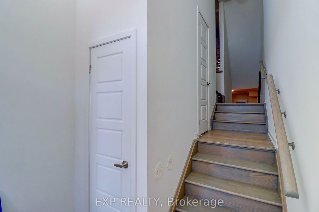 Photo of 756 Heathrow Path, Oshawa, ON L1K 3G4 (MLS # E12603326)