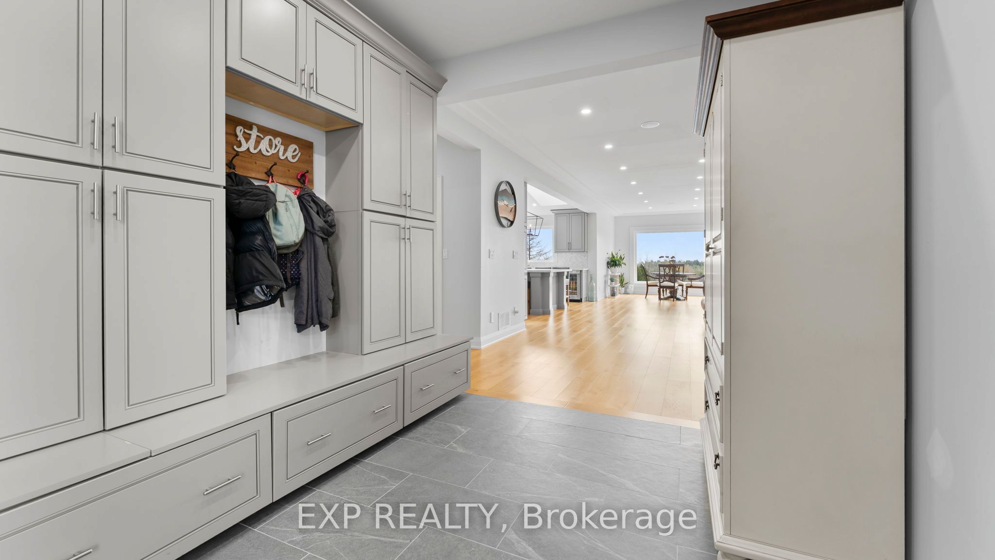 4175 Beech Grove