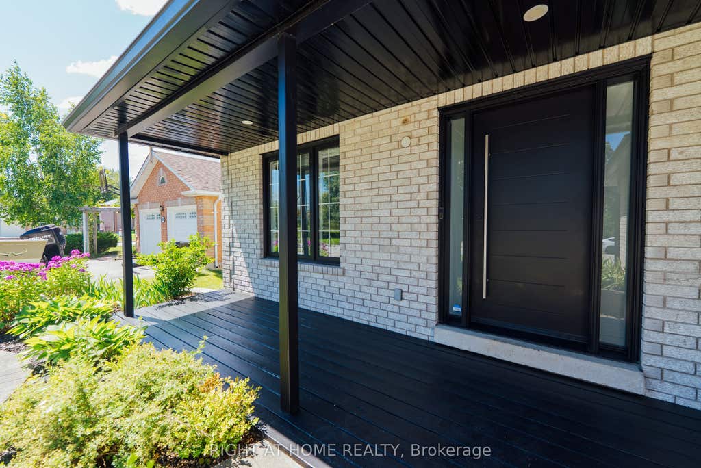 Photo of 2266 Taylorwoods Boulevard, Innisfil, ON L9S 2E6 (MLS # N13637842)