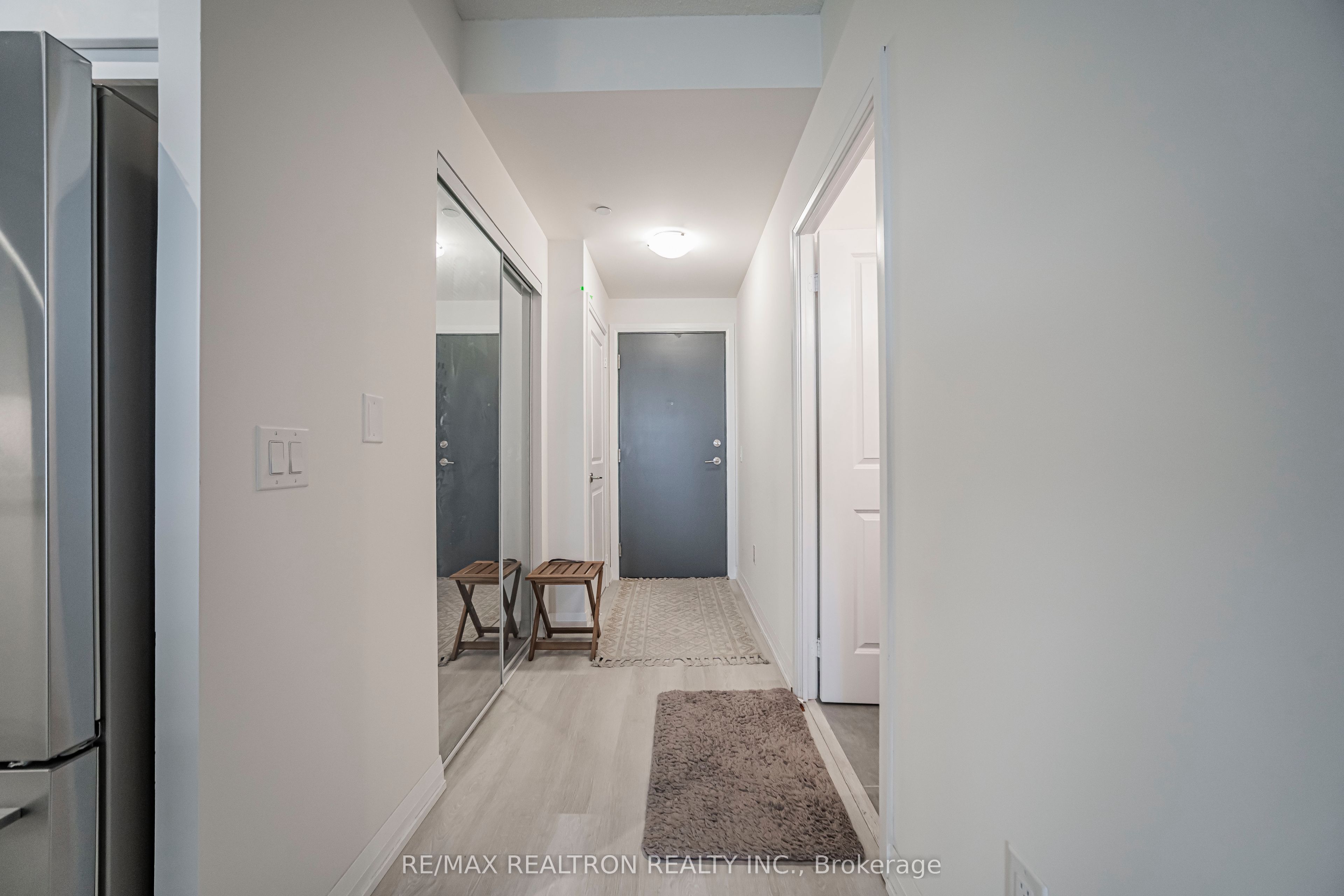 3260 SHEPPARD Avenue E 2203