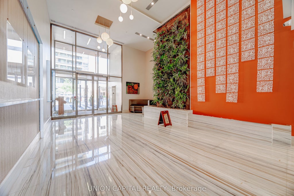 Photo of 111 Elizabeth Street #1820, Toronto, ON M5G 1P7 (MLS # C13564168)