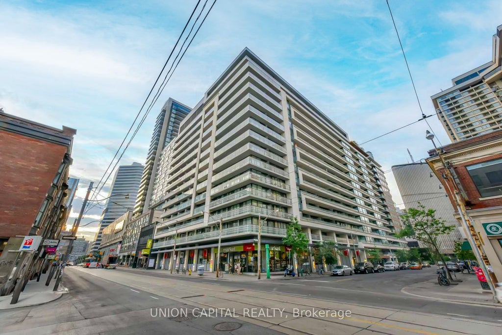 Photo of 111 Elizabeth Street #1820, Toronto, ON M5G 1P7 (MLS # C13564168)