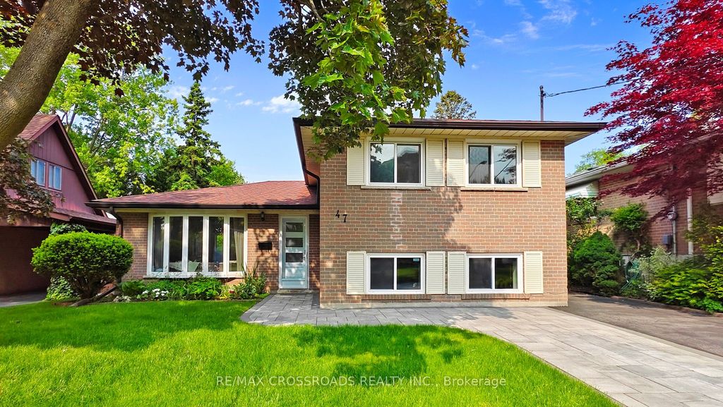 Photo of 47 Flavian Crescent, Toronto, ON M2H 1V8 (MLS # C12937506)