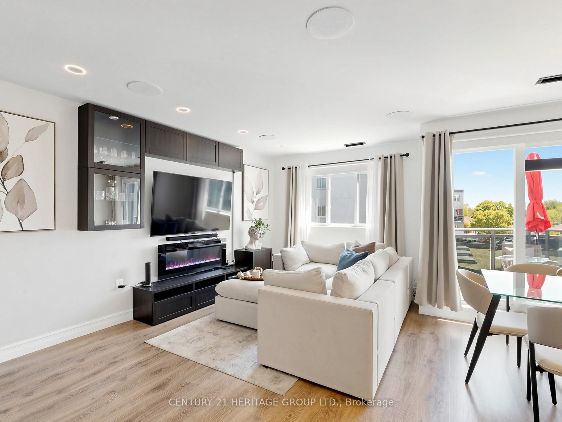2001 Bonnymede Drive 91