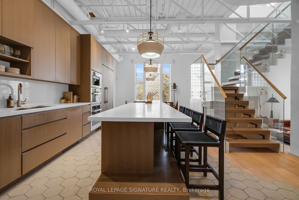 Photo of 676 Richmond Street W #209, Toronto, ON M6J 1C3 (MLS # C12506762)