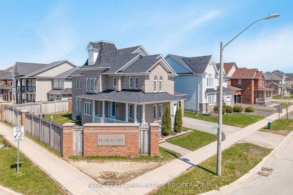 Photo of 135 Prince William Way, Barrie, ON L4M 7H6 (MLS # S13539370)
