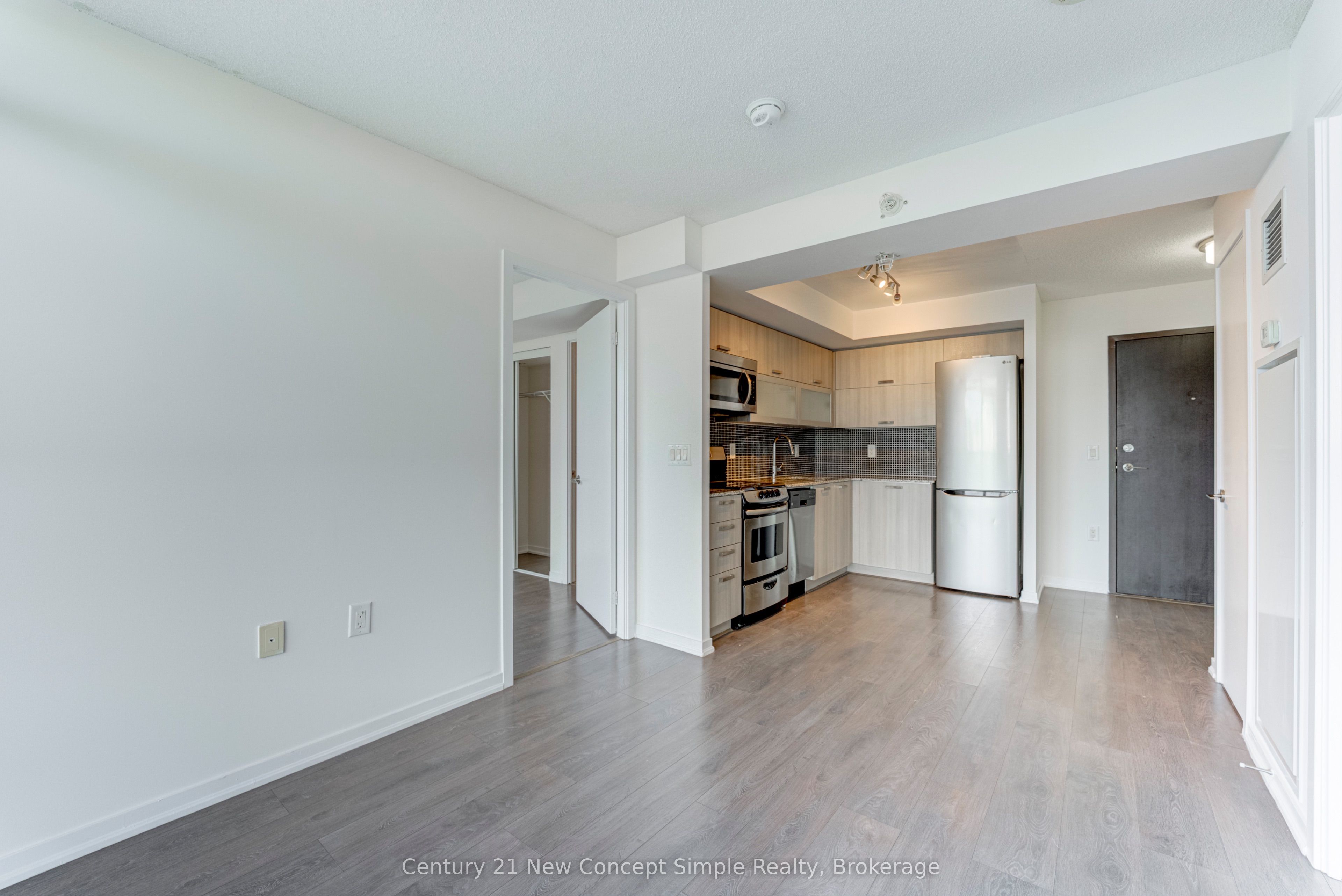 36 Lisgar Street 2016E