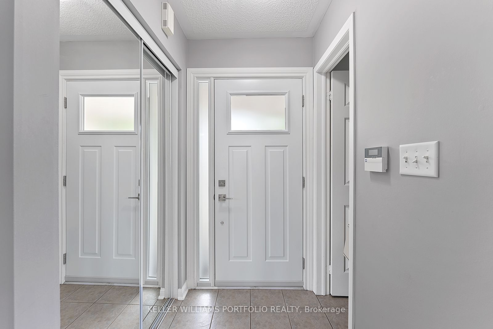 2412 Baintree Crescent