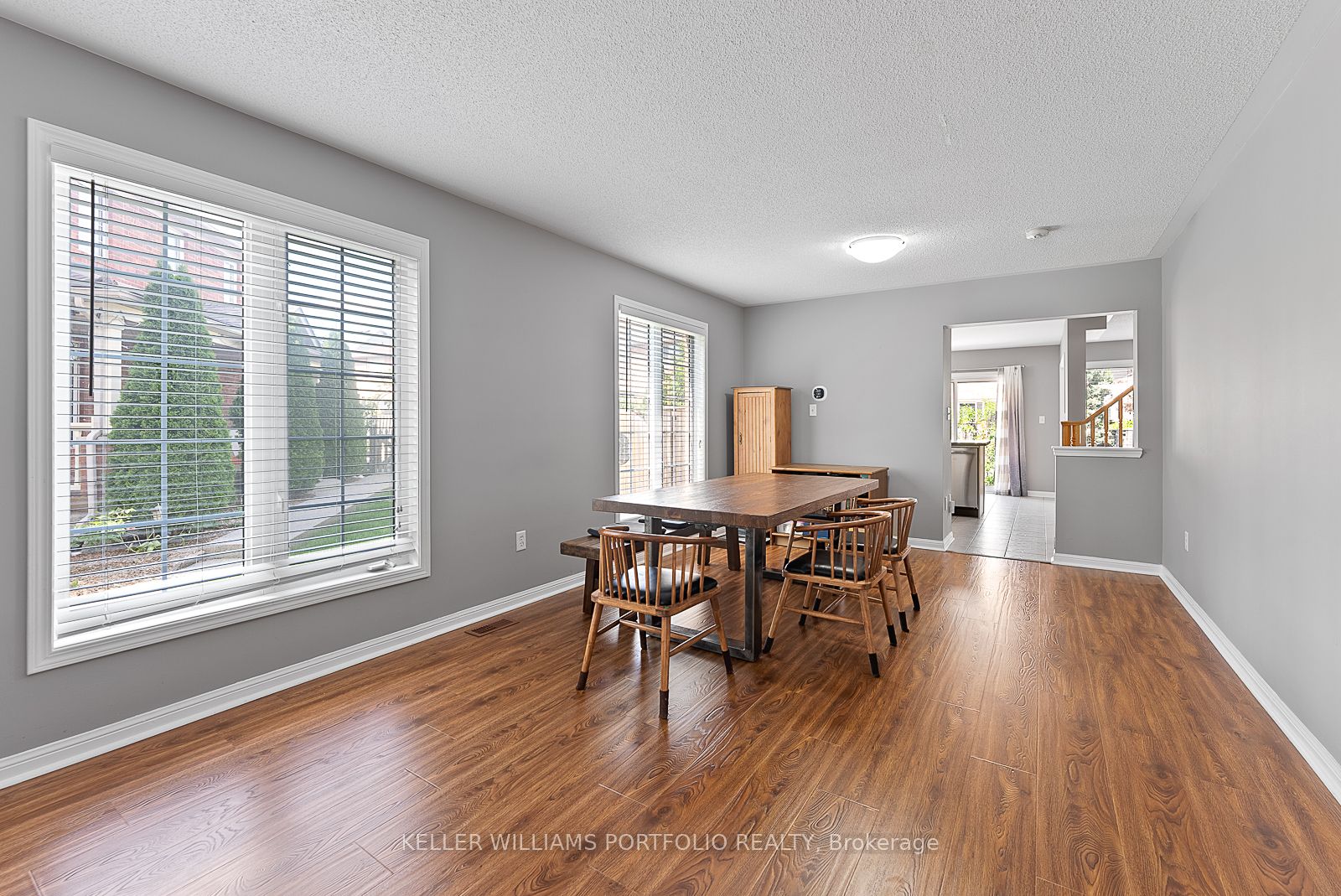 2412 Baintree Crescent