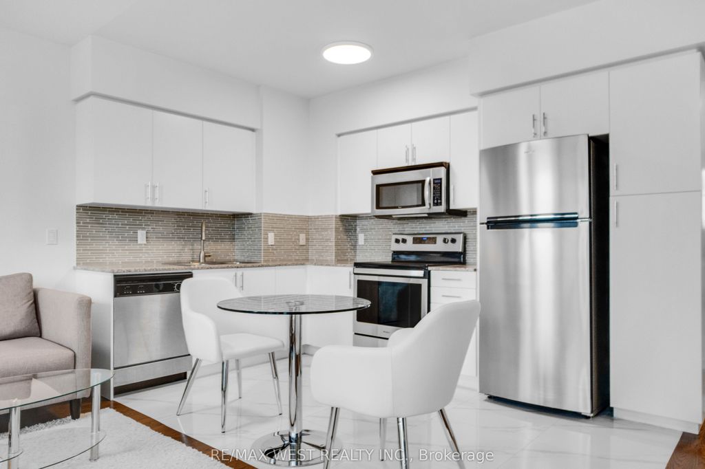 Photo of 2240 Lake Shore Boulevard W #505, Toronto, ON M8V 0B1 (MLS # W13210810)