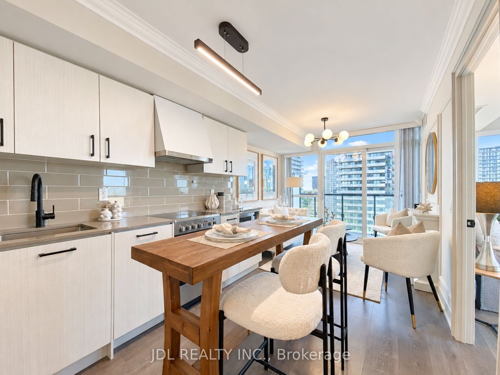 Photo of 125 Redpath Avenue #2801, Toronto, ON M4S 0B5 (MLS # C13875966)