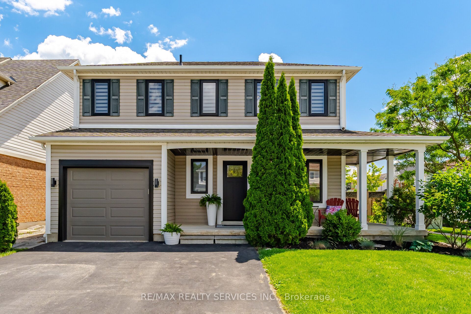 Photo 1 of 50 — 25 Gaydon Way, Brantford, ON N3T 6P8
