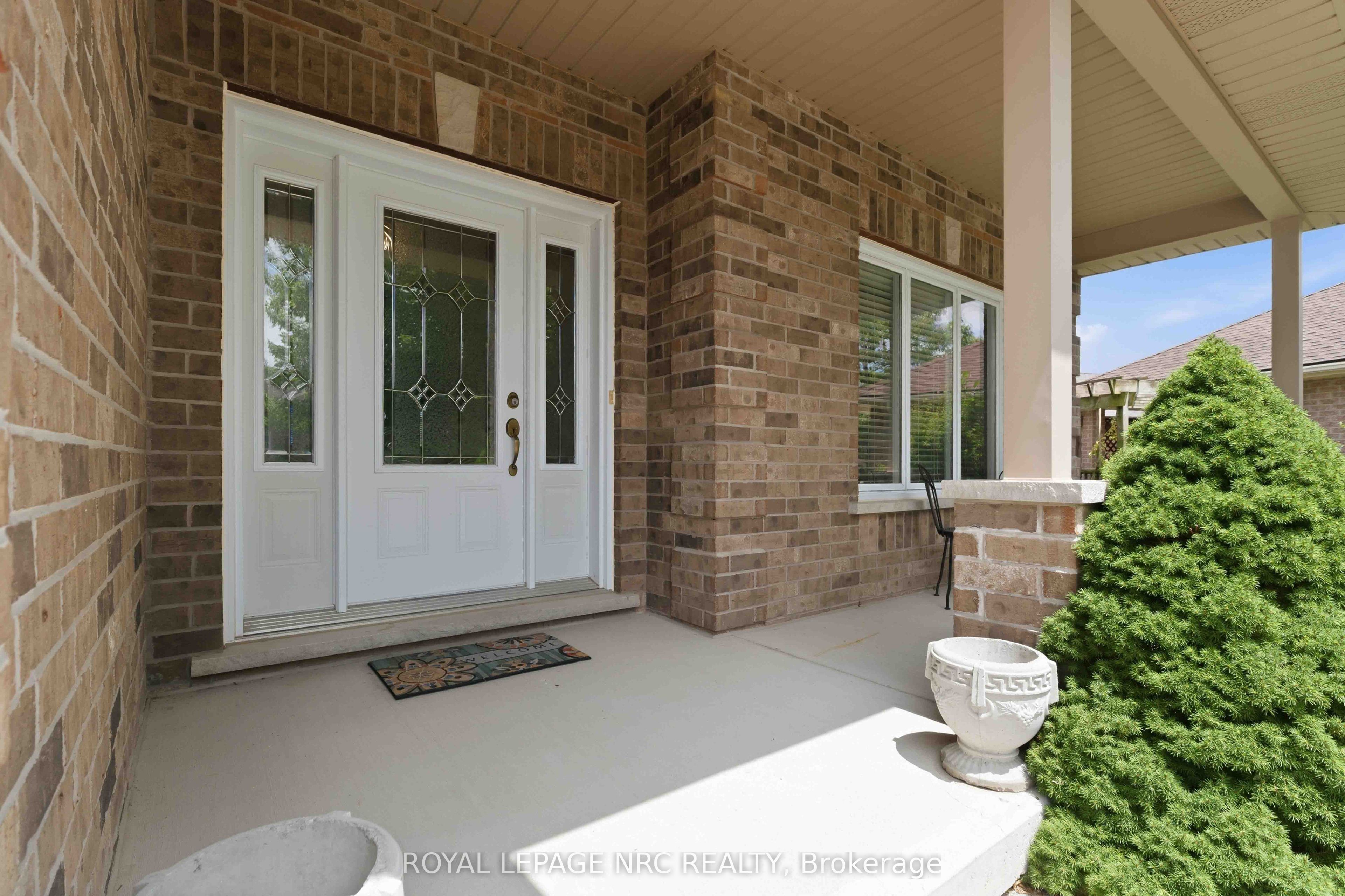 3905 Rainbow Lane