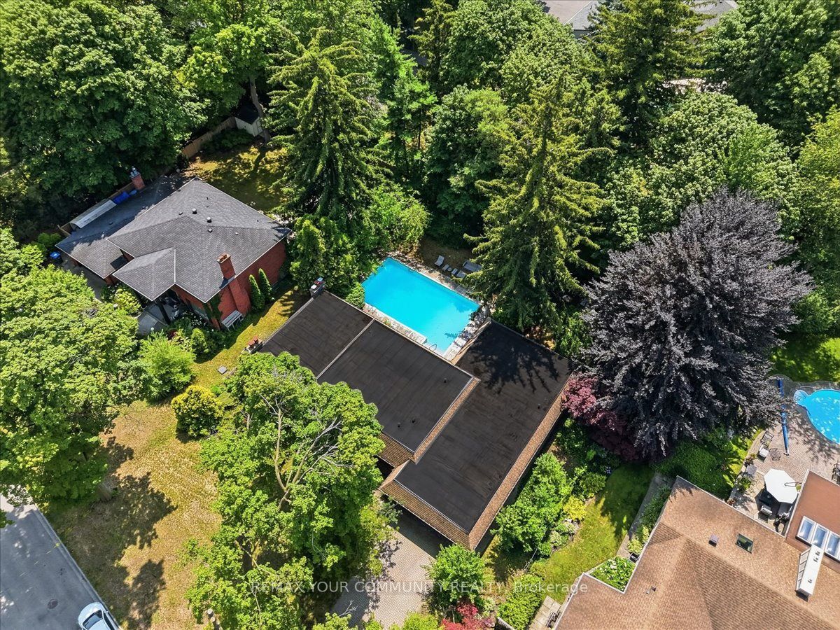 1528 Knareswood Drive