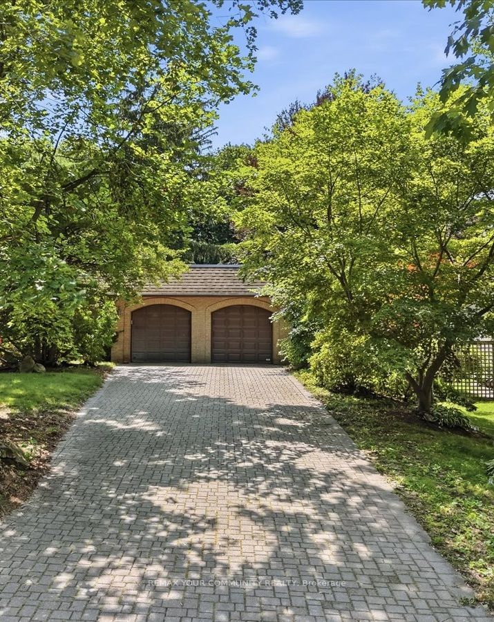 1528 Knareswood Drive