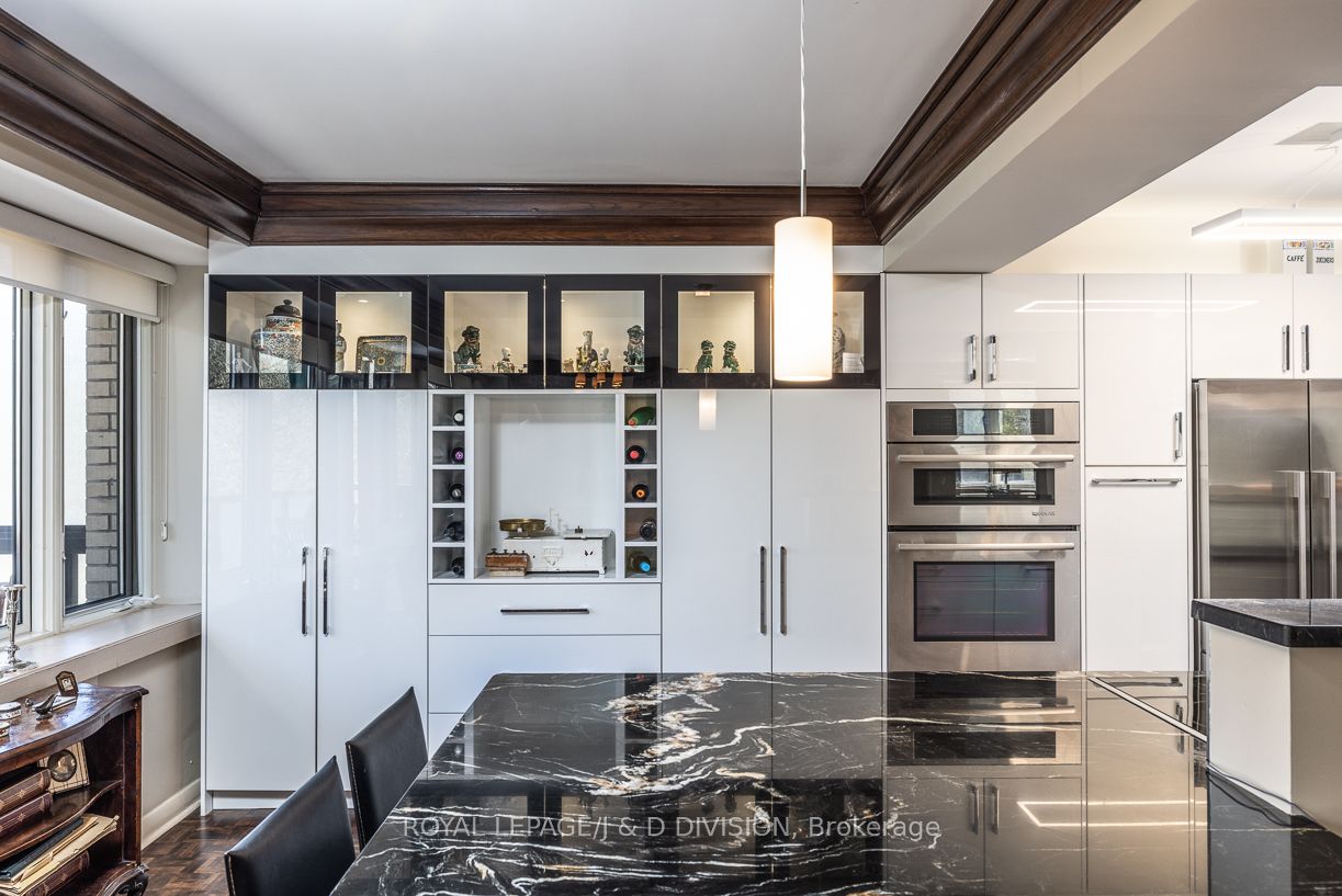 120 Rosedale Valley Road 201