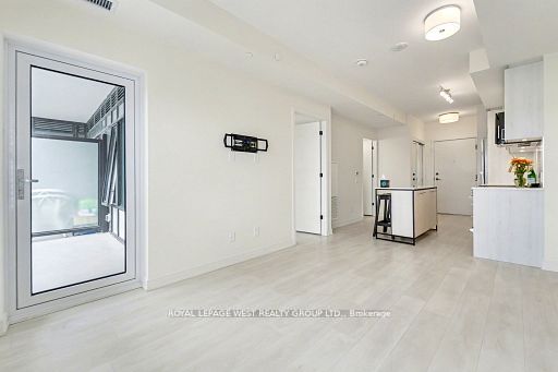 8010 Derry Road N/A 705