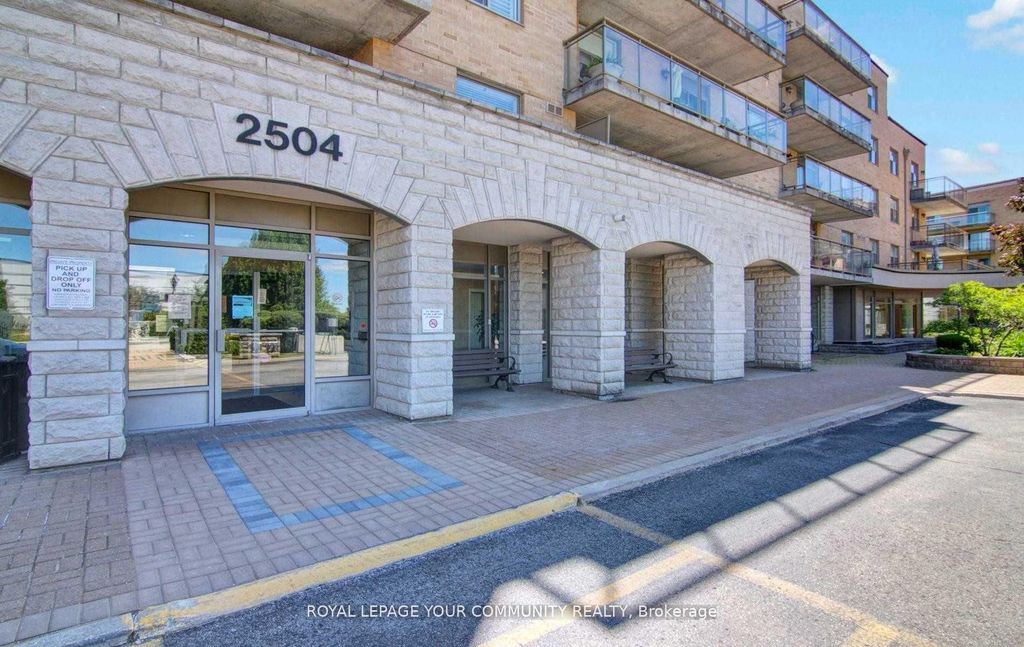 Photo of 2504 Rutherford Road #508, Vaughan, ON L4K 5N5 (MLS # N12694014)