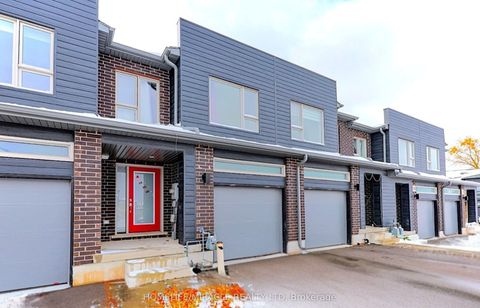 Photo of 105 Pony Way, Kitchener, ON N2R 0R8 (MLS # X12656654)