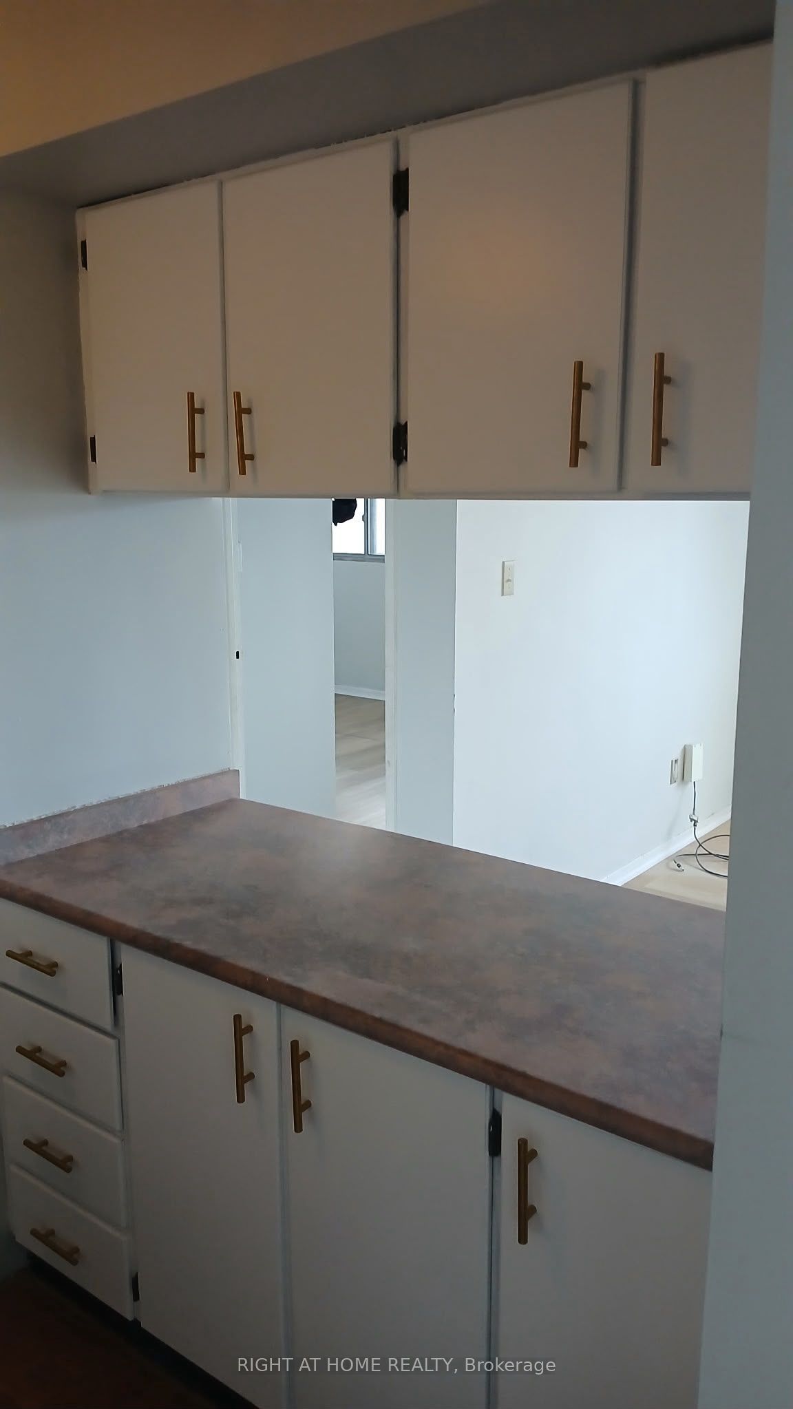 40 Bay Mills Boulevard 401