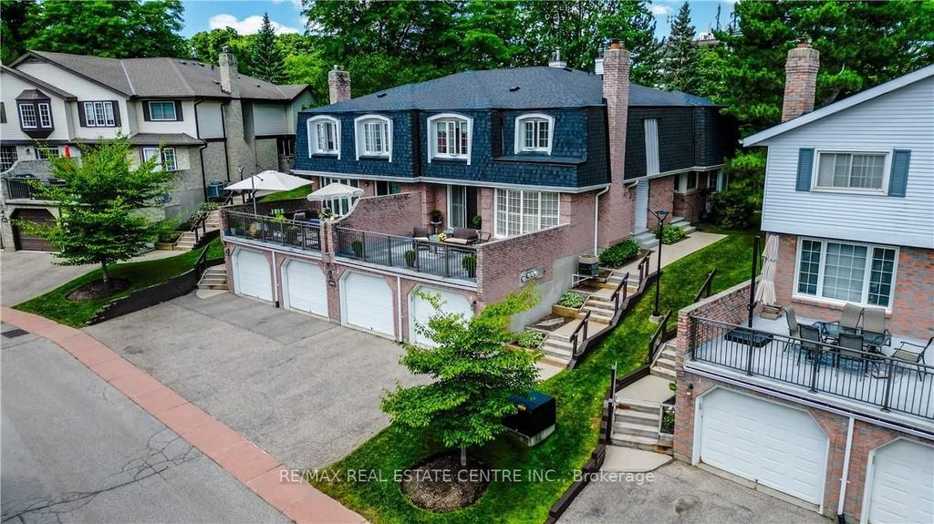 Photo of 493 Beechwood Drive #4, Waterloo, ON N2T 1H8 (MLS # X12737814)