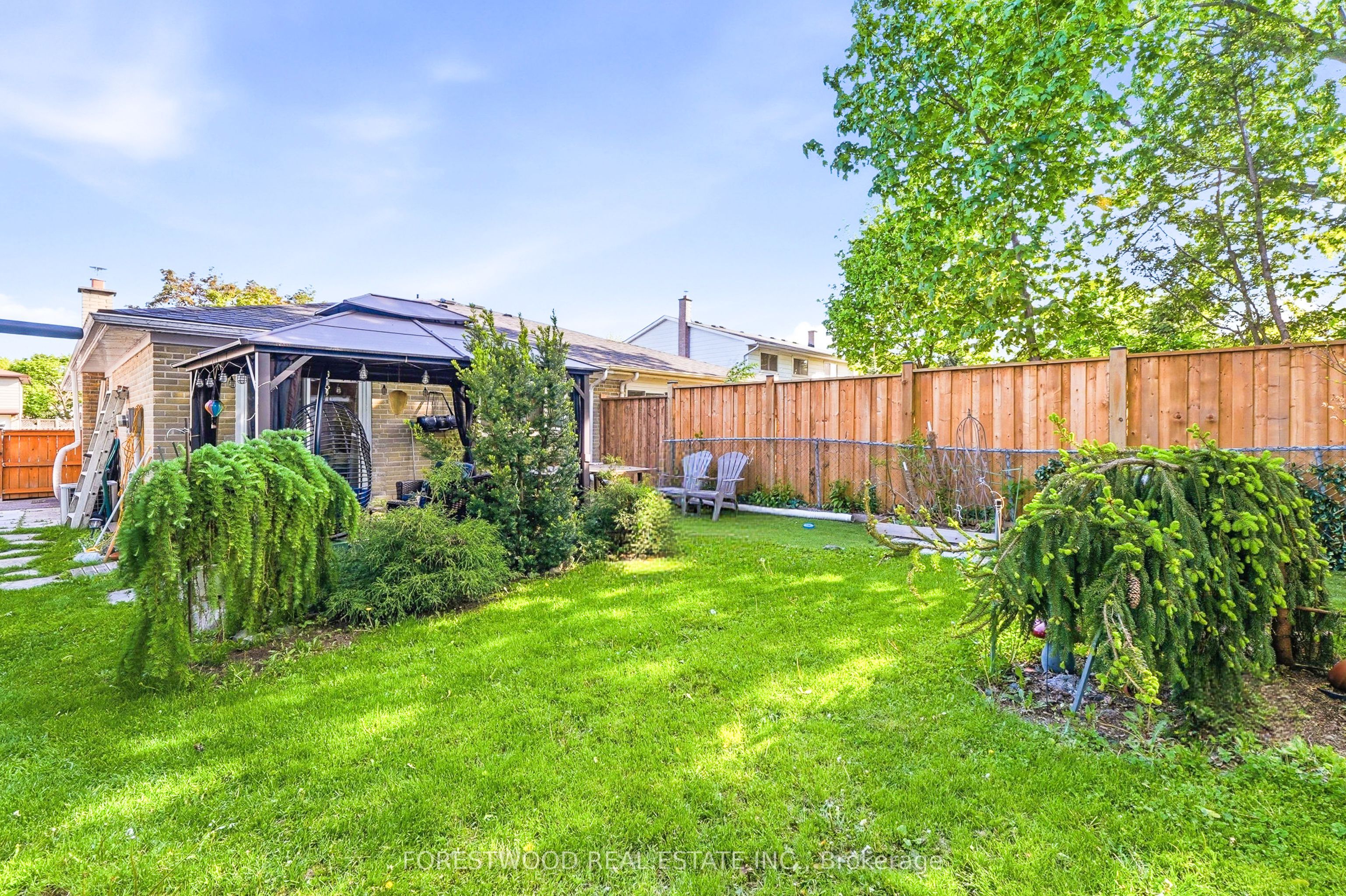 3243 Gwendale Crescent