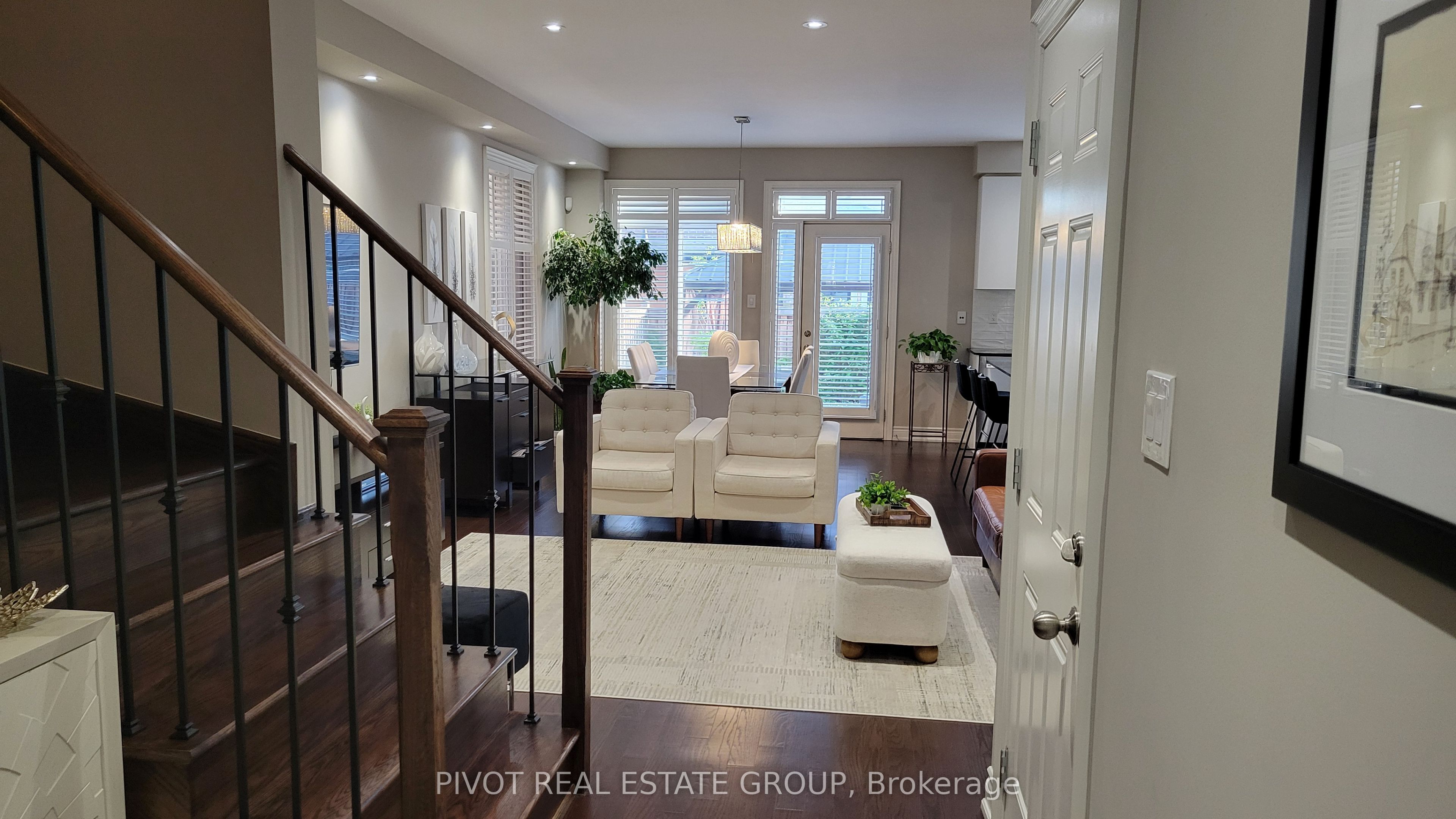 1292 Clarriage Court