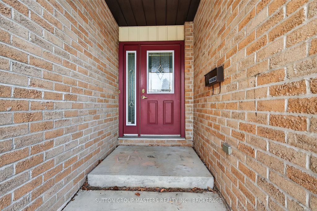 Photo of 948 Milford Drive, Kingston, ON K7P 1N6 (MLS # X12930352)