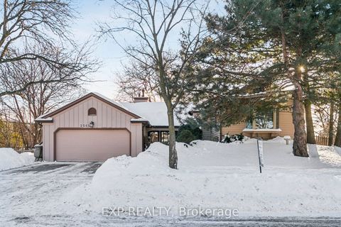 2565 Claymore Crescent Mississauga ON L5C 3A2
