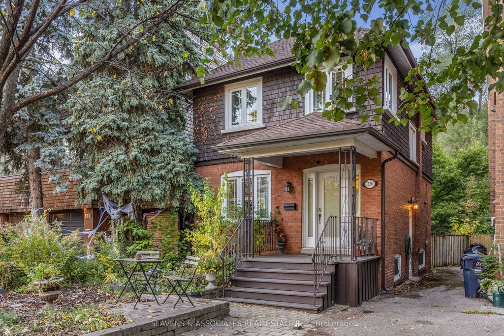 Photo of 226 Broadway Avenue, Toronto, ON M4P 1V9 (MLS # C12475507)