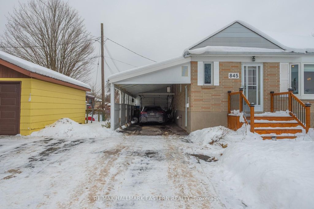 Photo of 845 Gilbert Street, Peterborough, ON K9H 6G6 (MLS # X12643218)