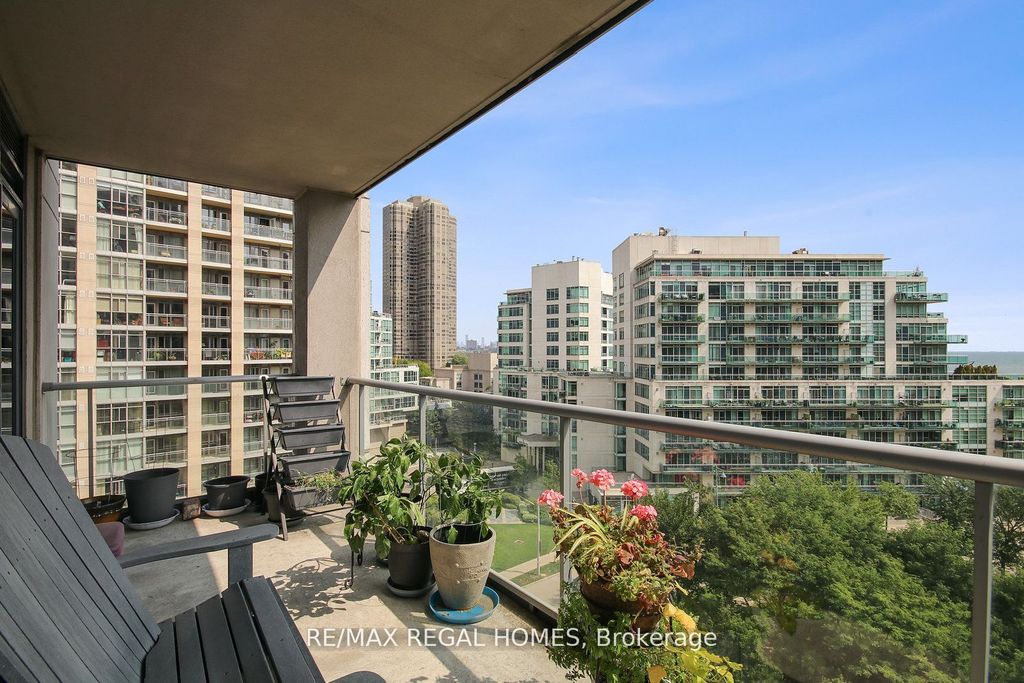 Photo of 2083 Lake Shore Boulevard W #710, Toronto, ON M8V 2Z6 (MLS # W12562390)