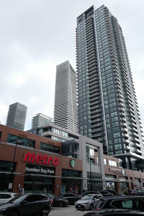 2200 Lakeshore Boulevard W 718 Toronto ON M8V 1A4